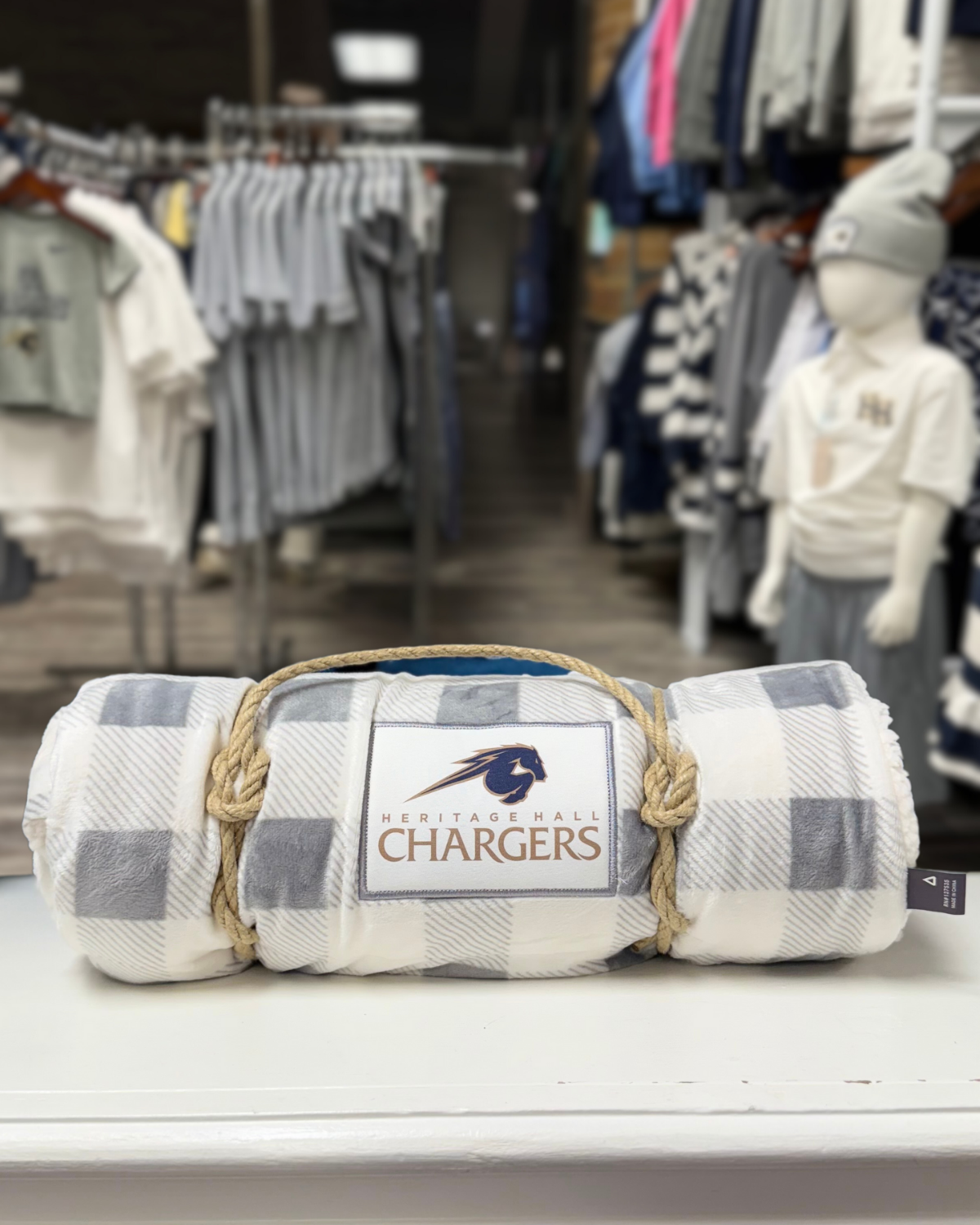 Buffalo Plaid Blanket, grey, Heritage Hall Chargers