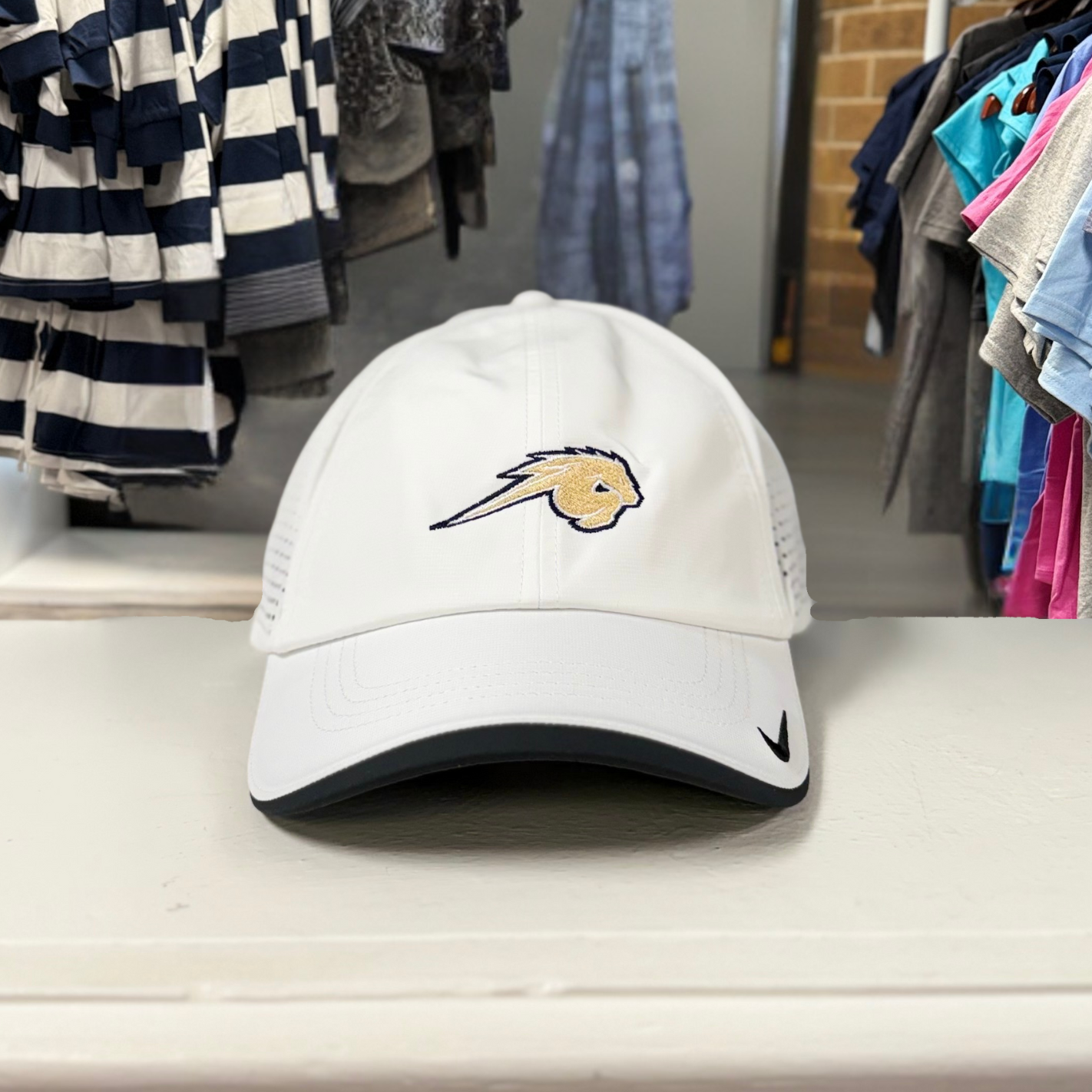 Nike Dri-FIT hat, white, Charger Horse